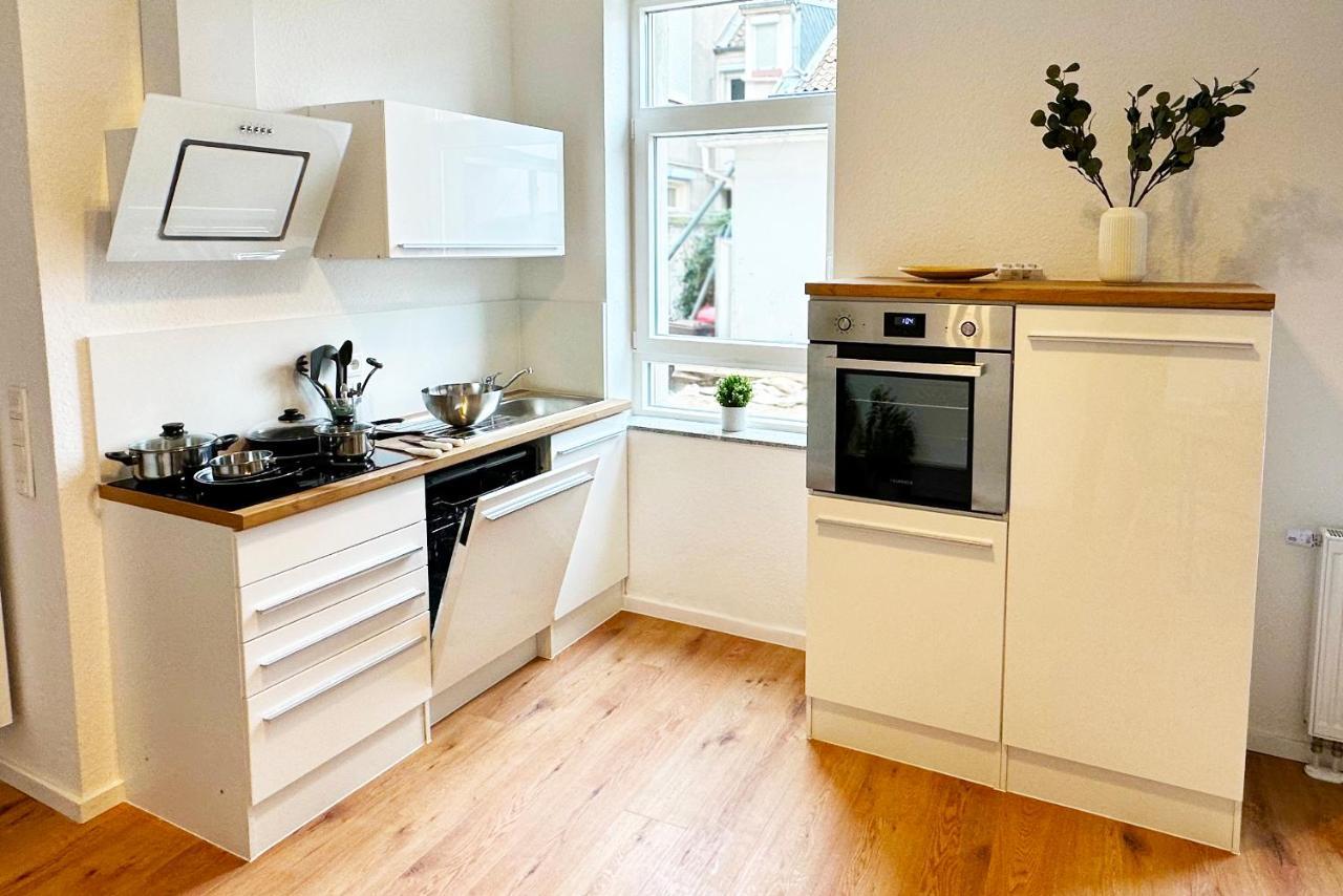 50Qm Apartment In Krefeld Zentral Gelegen Mit Hohen Decken - Beuys Apartments - Krefeld Exteriör bild